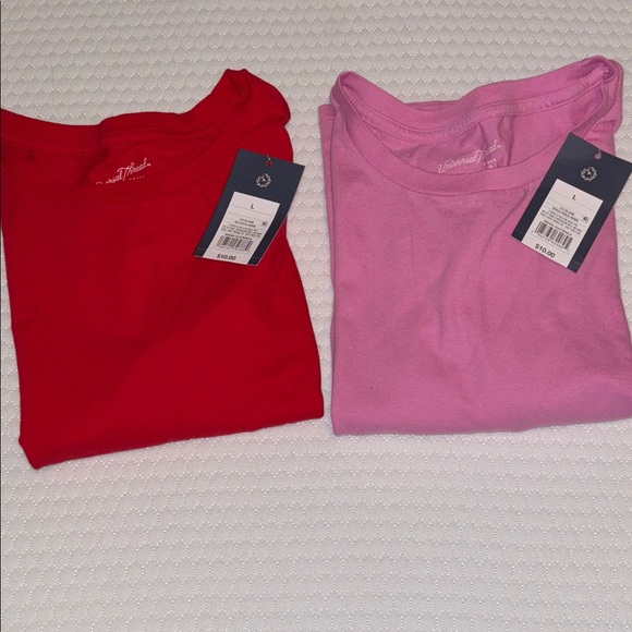 Bundle of Universal Thread Cotton T-Shirts - Picture 3 of 8